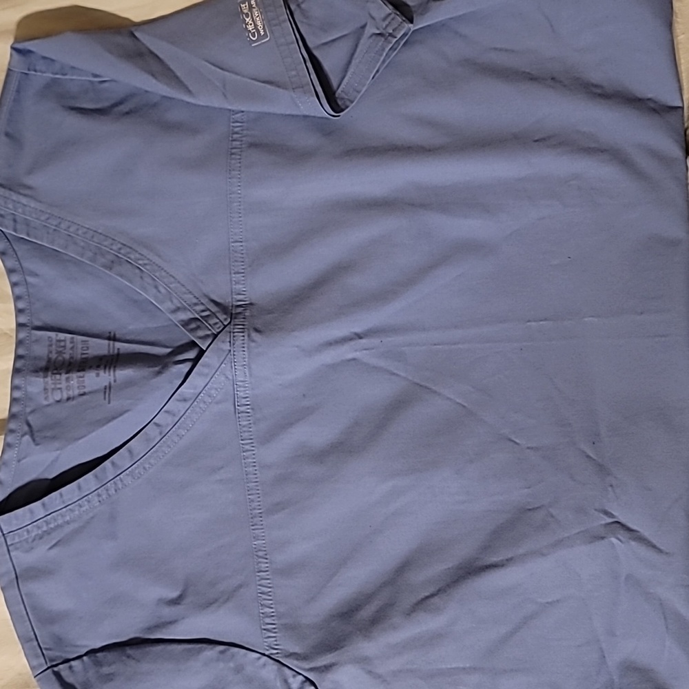 Cherokee scrub top medium baby blue